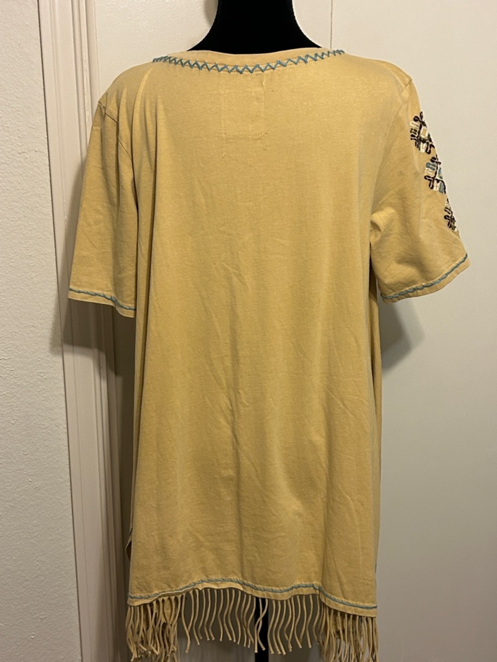 Double D Ranch Tan Tunic with Blue Stitching - Picture 3 of 4